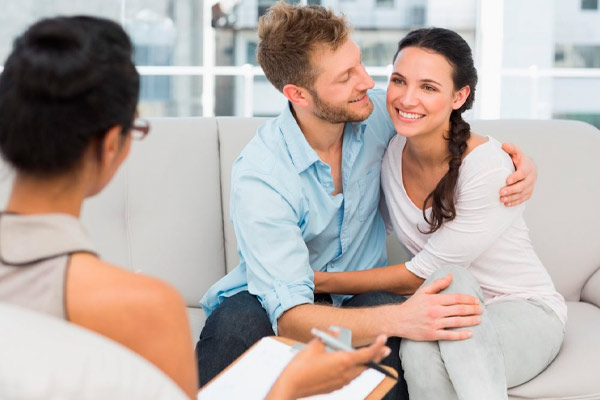 saber sobre la terapia de pareja
