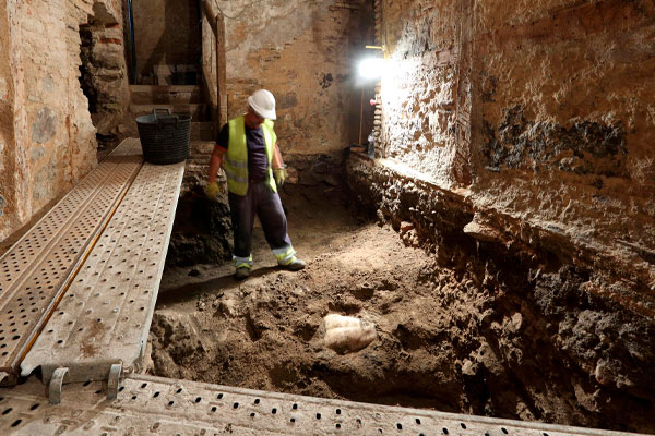 misteriosa estatua romana