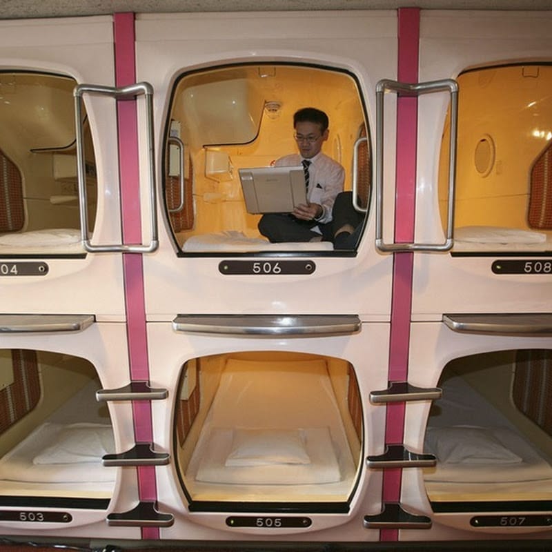 Hoteles cápsula | 8 locas técnicas japonesas cotidianas que te harán desear vivir en Japón | bayas de cerebro