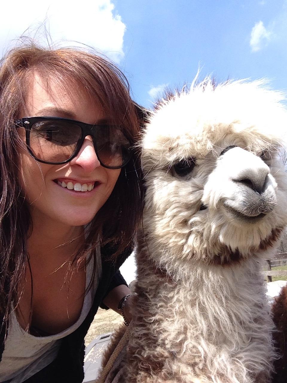 Tomarse selfies con animales salvajes es la nueva tendencia 30