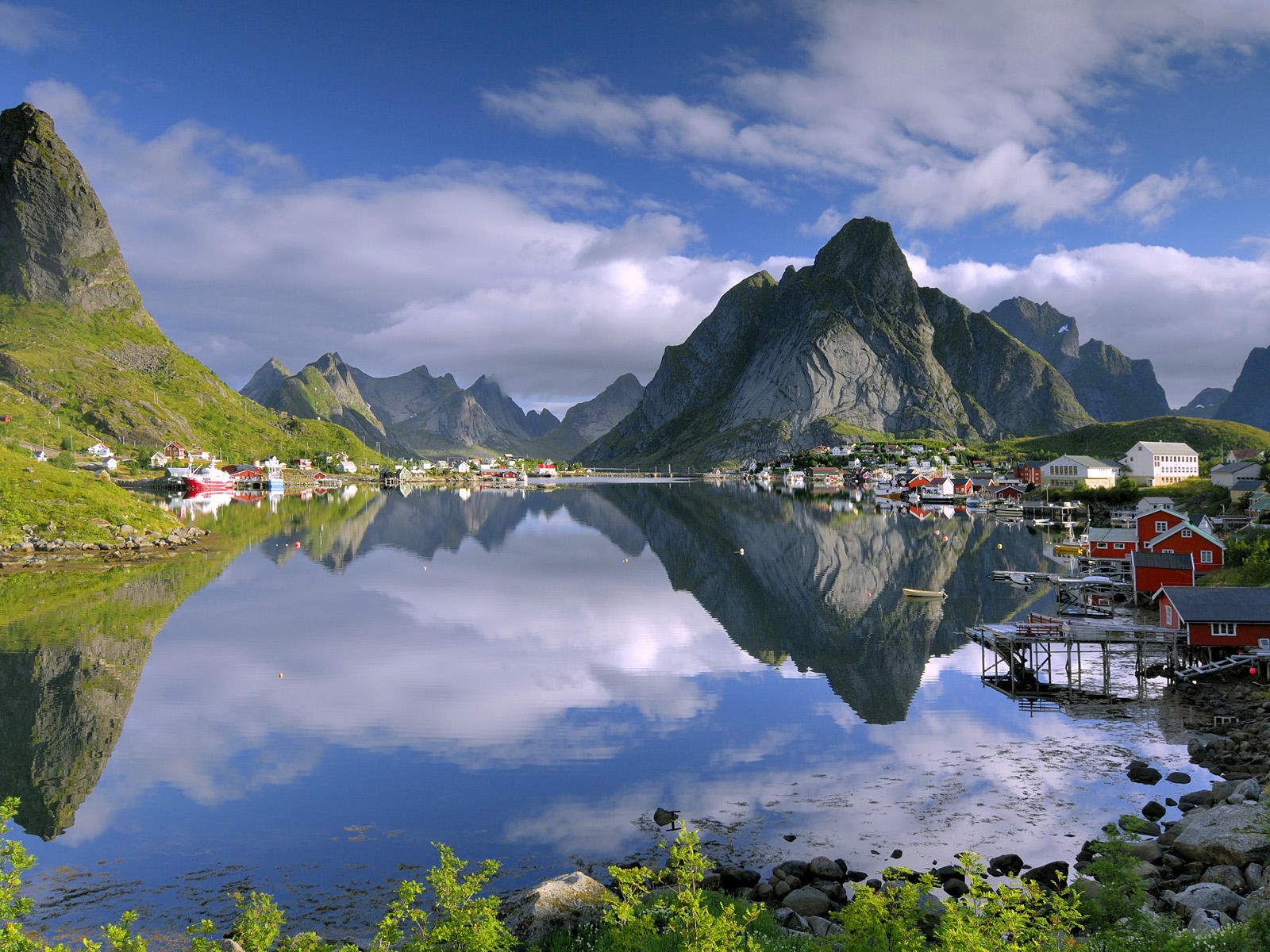 Pequeñas ciudades del mundo de las ciudades-world-cerca -18
