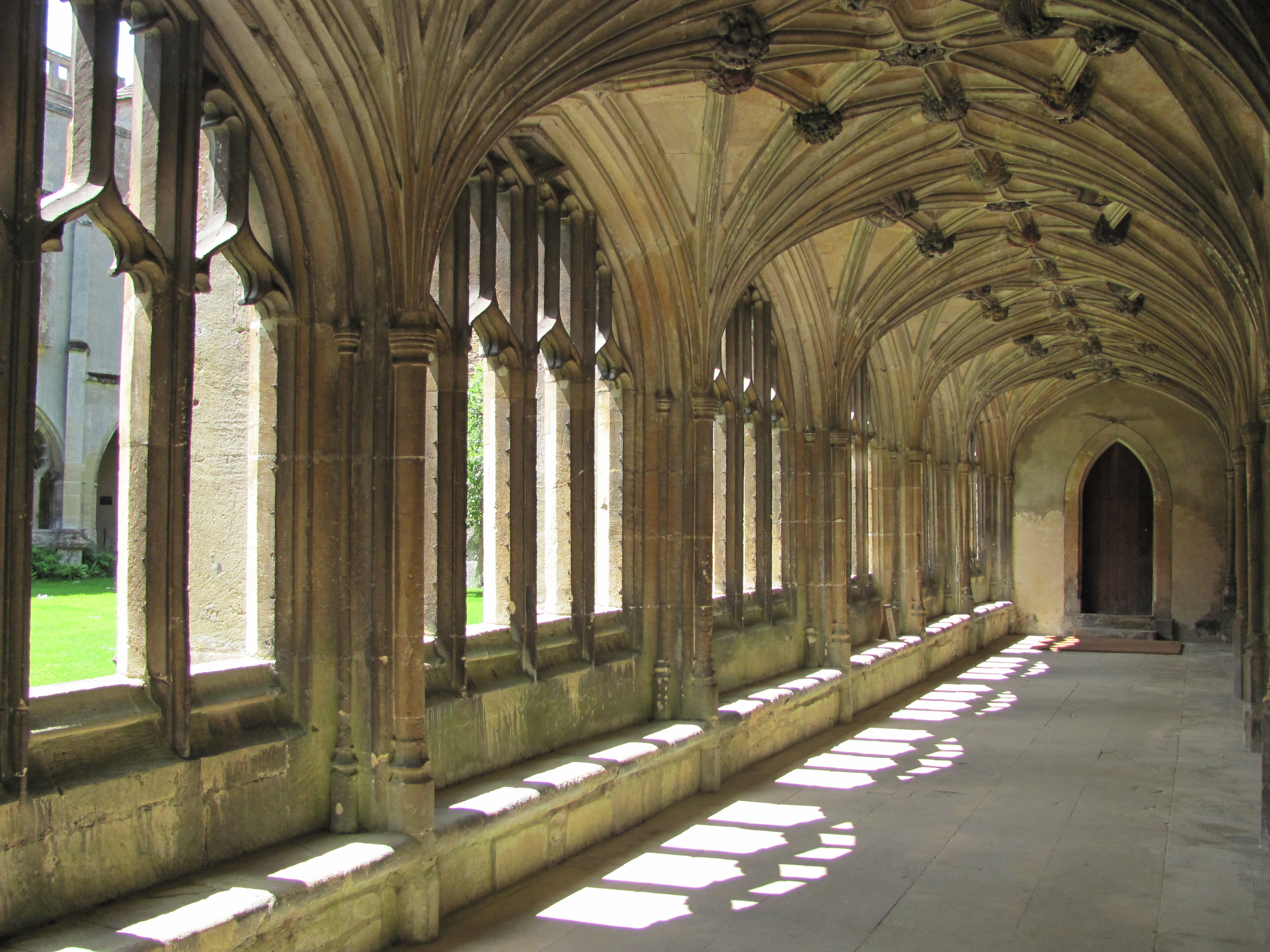 2: Escuela de Hogwarts and Magic School, Harry Potter 2