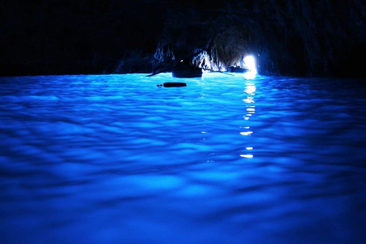 4. Gruta azul, Italia