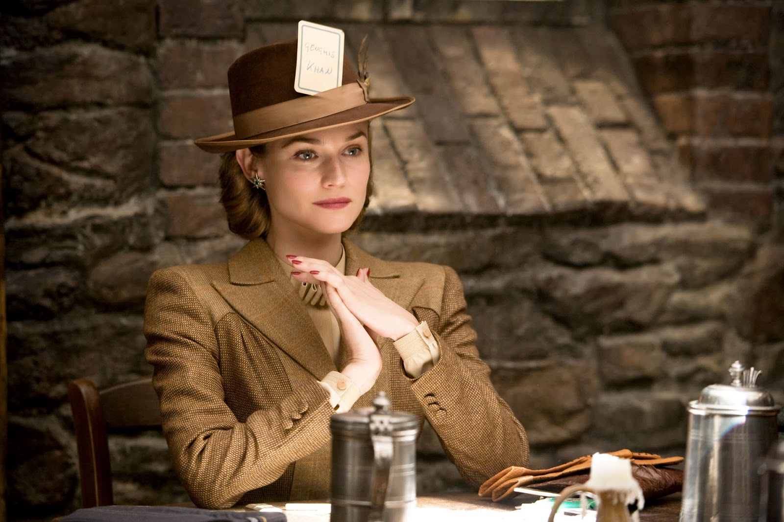8-Menu-Hazard Actor real-Diane-Kruger-Instrorn Basper