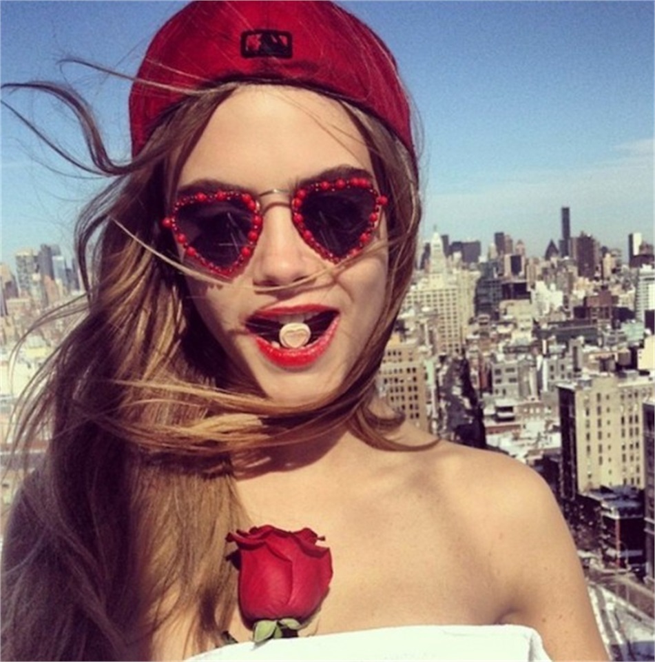 Cara Delevigne actual 4: