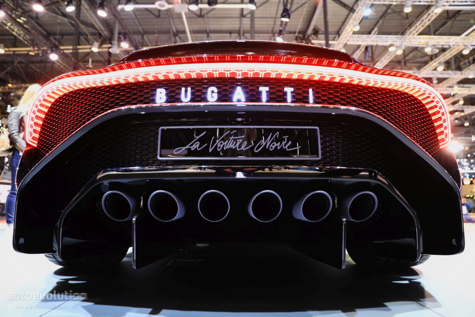 Bugatti la Voure Noire # 2 | Bayas cerebrales