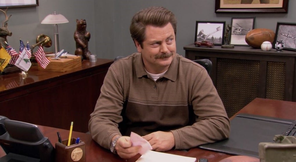Ron Swanson - Parques y recreación | 8 personajes de soporte de televisión que se han convertido en uno de los favoritos de todos | Bayas cerebrales