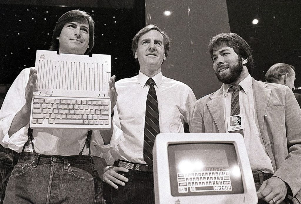 Ronald Wayne Apple Share - $35 mil millones | Se ha cometido el error más caro en el mundo | Bayas cerebrales