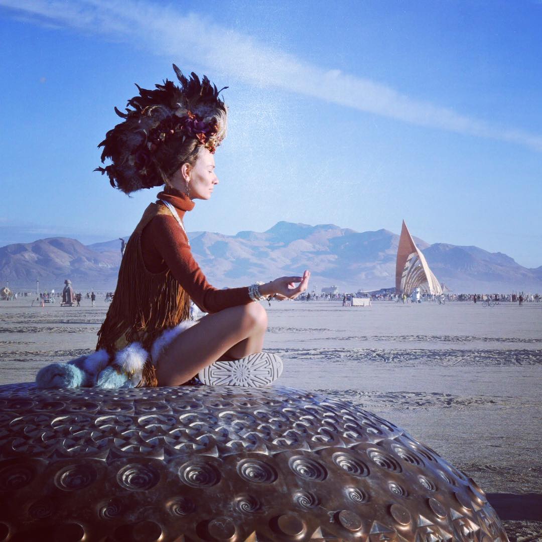 Ver fotos y videos locos y surrealistas de un hombre quemado 2015 5