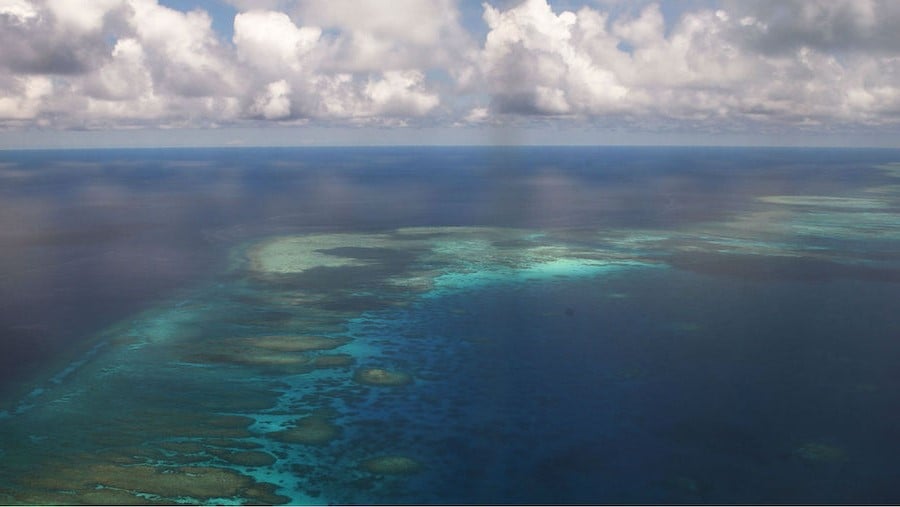 Mar del Sur de China | 10 fuera de los mares más oscuros del mundo | Bayas cerebrales