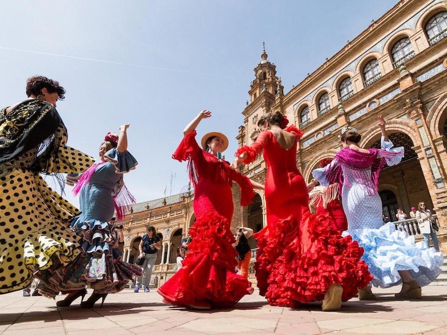 España | 10 países que son más divertidos. | Bayas cerebrales