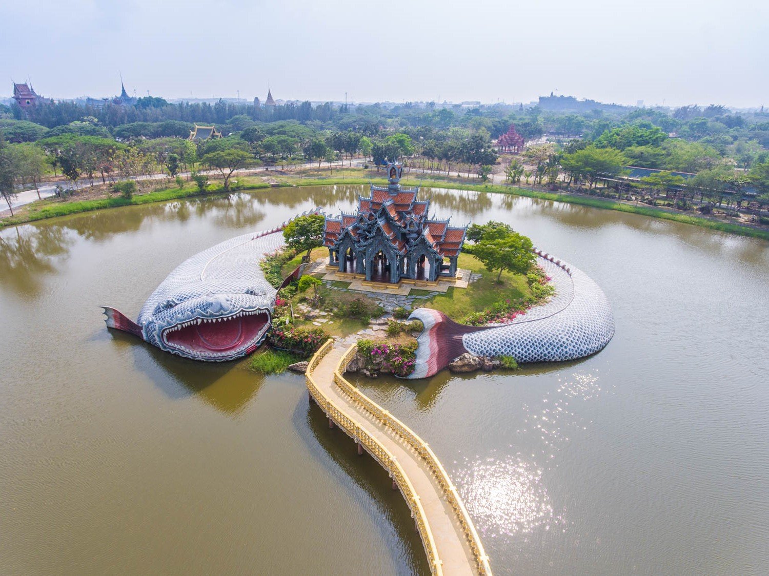 Palacio de montaña Sumeru - Muang Boran | 7 Los milagros arquitectónicos más importantes de Tailandia | Bayas cerebrales