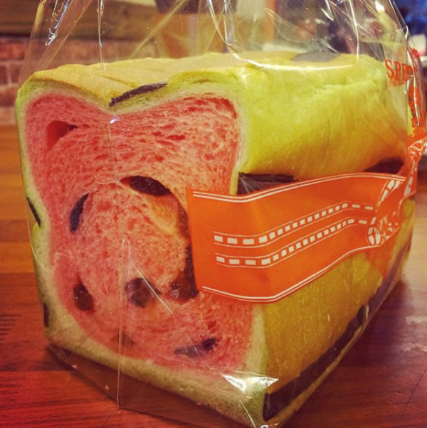 El pan de sandía de Taiwán hará sus sentidos y confundirá a sus compañeros pueblos 11