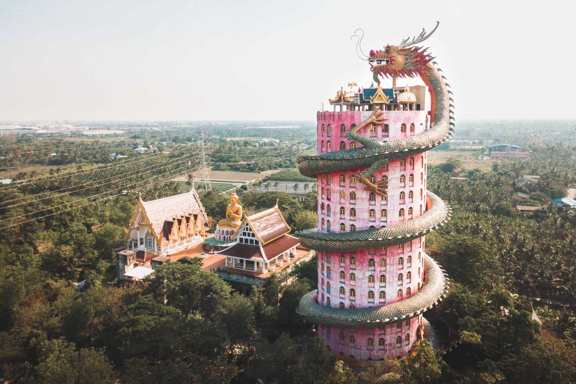 Edificio Dragon en Wat Samphran | 7 Los milagros arquitectónicos más importantes de Tailandia | Bayas cerebrales