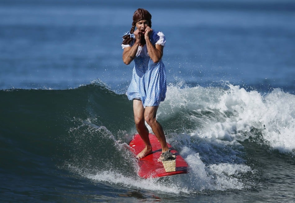 Surf-Costume-in-Santa-Monica-CA-11 anual