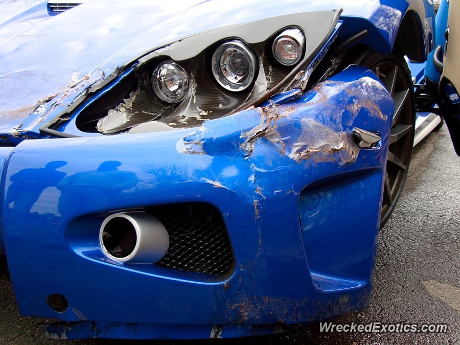 Freakiest_car_crashes_03