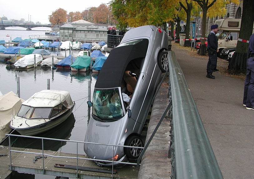 Freakiest_car_crashes_11