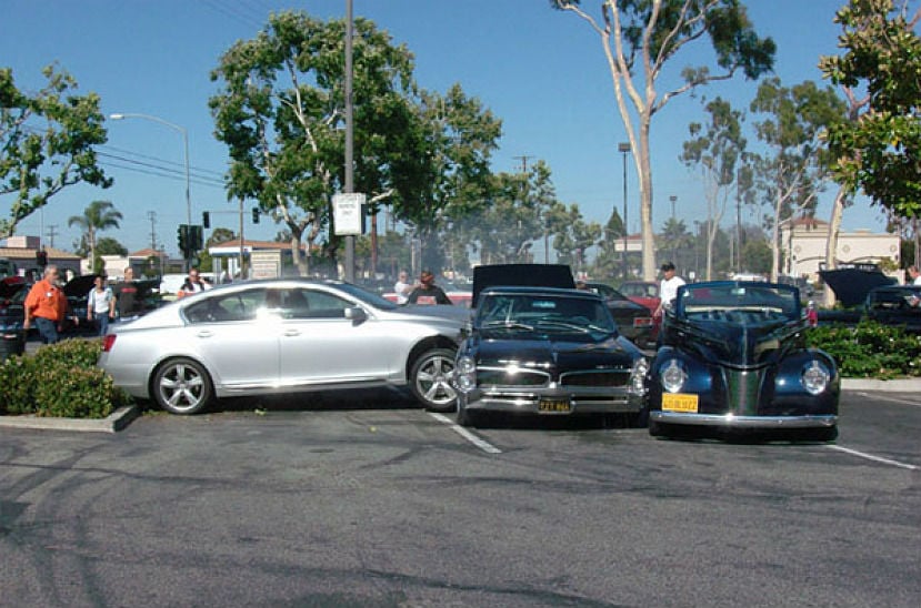 Freakiest_car_crashes_13