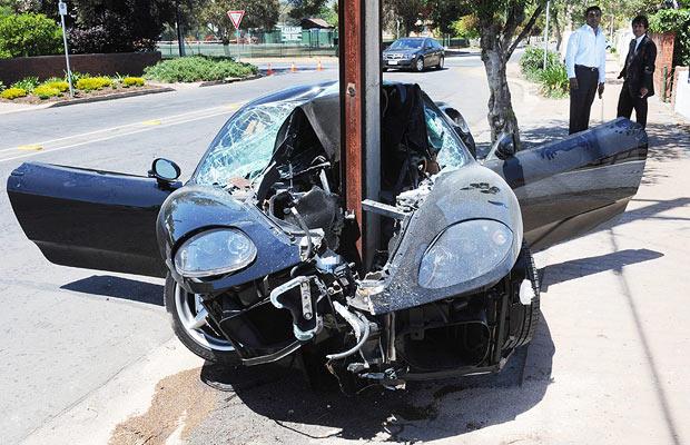Freakiest_car_crashes_18