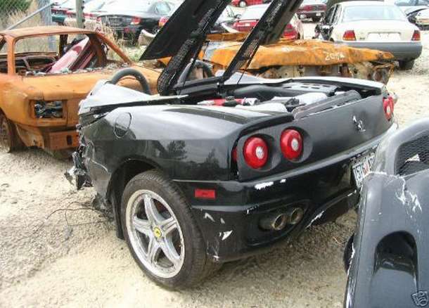 Freakiest_car_crashes_23