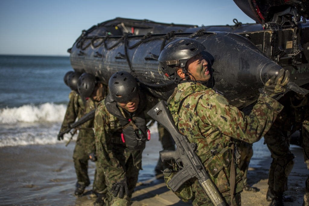 El más poderoso-poderoso-militante-world-04