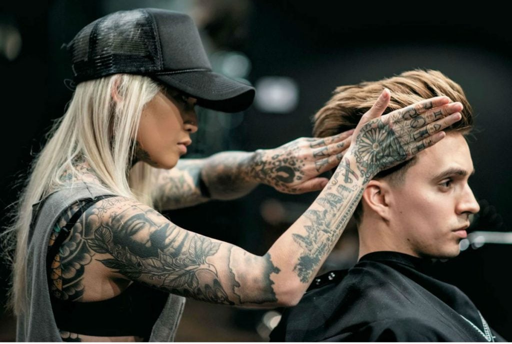 Mujer barbero | Bayas cerebrales