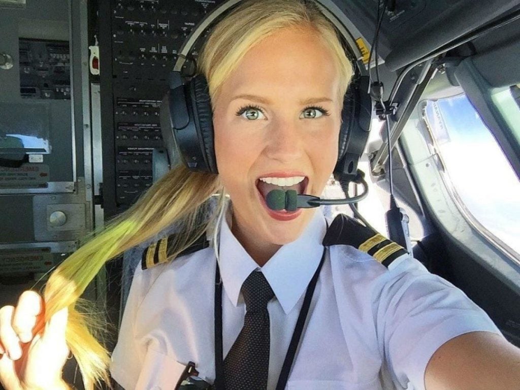 Mujer piloto | Bayas cerebrales