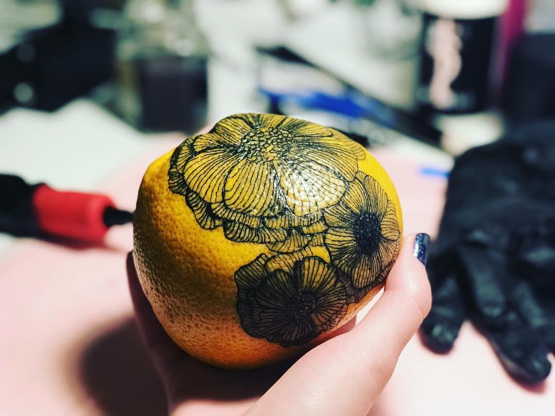 # 11 | Las naranjas de las naranjas una nueva tendencia del tatuaje. | Bayas cerebrales