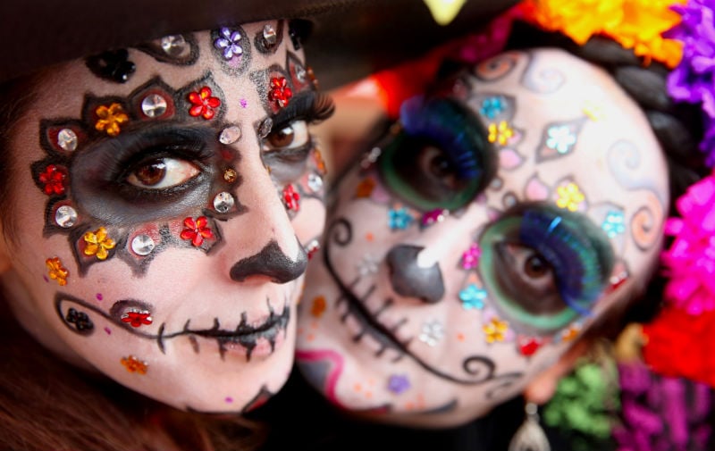 Todo-Americans-Find-Relly Odd-Near-Mexican -07