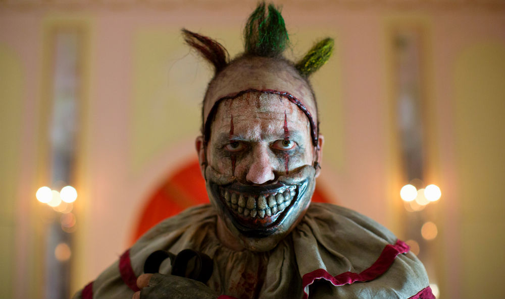 Top-10-Creepy-Clowns-In-Movi-and-TV-03