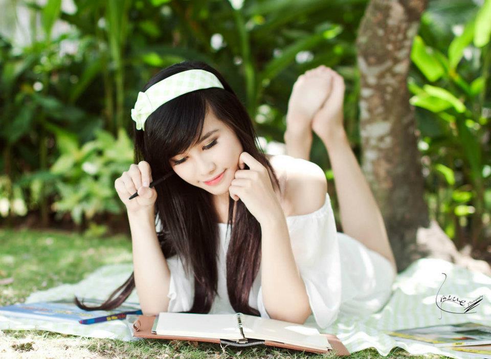 WHOS_THE_MST_GORGOUS_WOMAN_IN_YOUR_COUNTRY_15