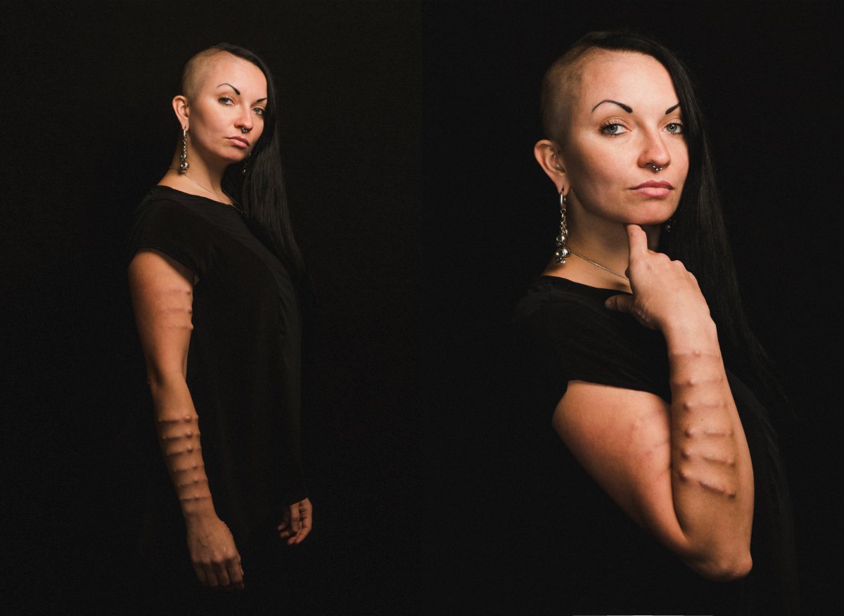 Woman_who_rock_the_beauty_of_body_modifations_09